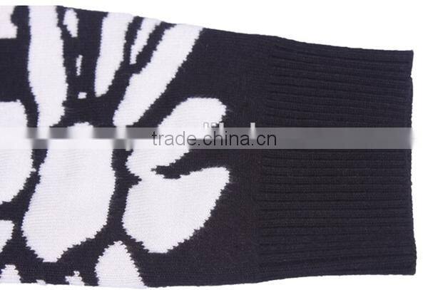 Jacquard allover flower patterns crew neck men pullover sweater