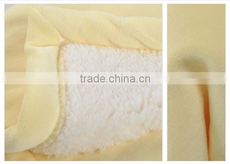 Cheap Wholesale Custom Thick Heavy Fleece Throw Blanket