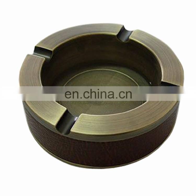 Hot sale turtle shape crystal glass silicone ashtray