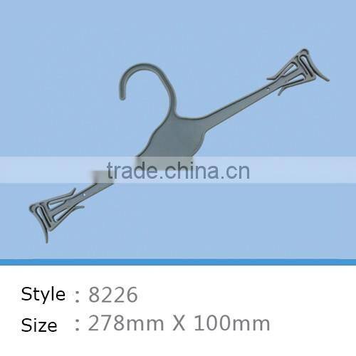 wholesale black new design plastic clothes hanger for underwear and bra