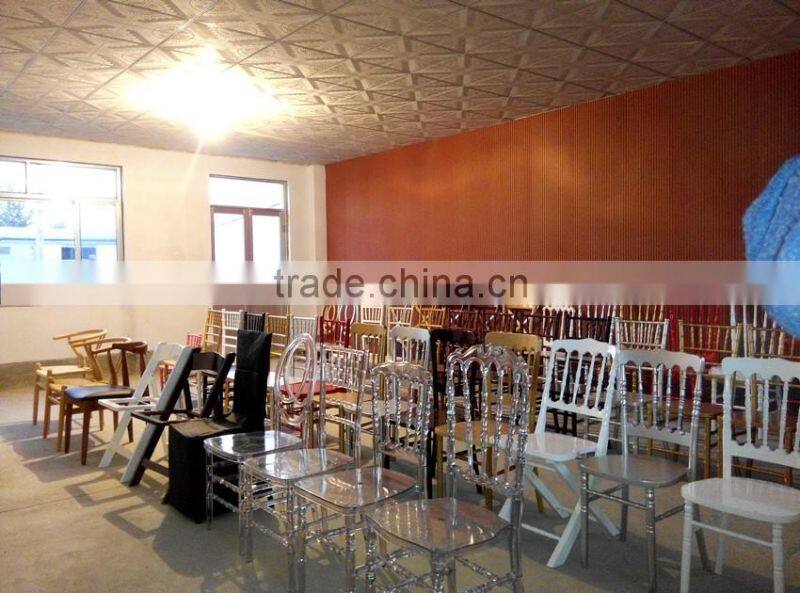 wood Windsor dining Chair for cafe use