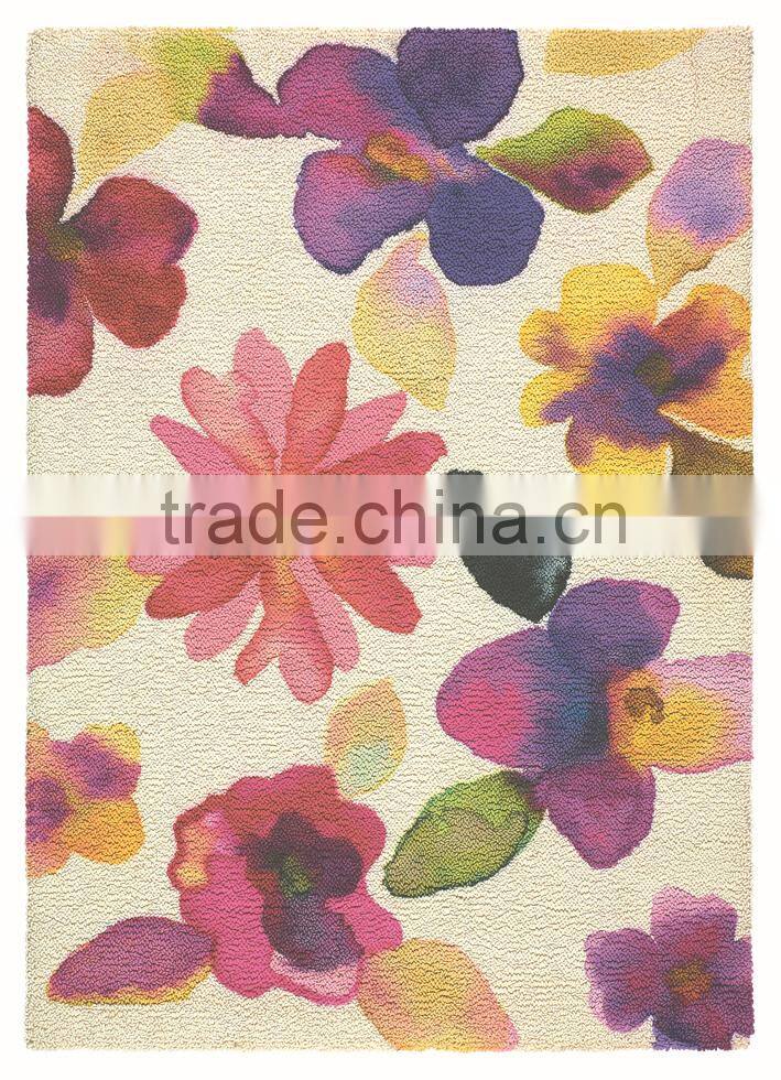 Luxury flower shaped rug with colorful designs