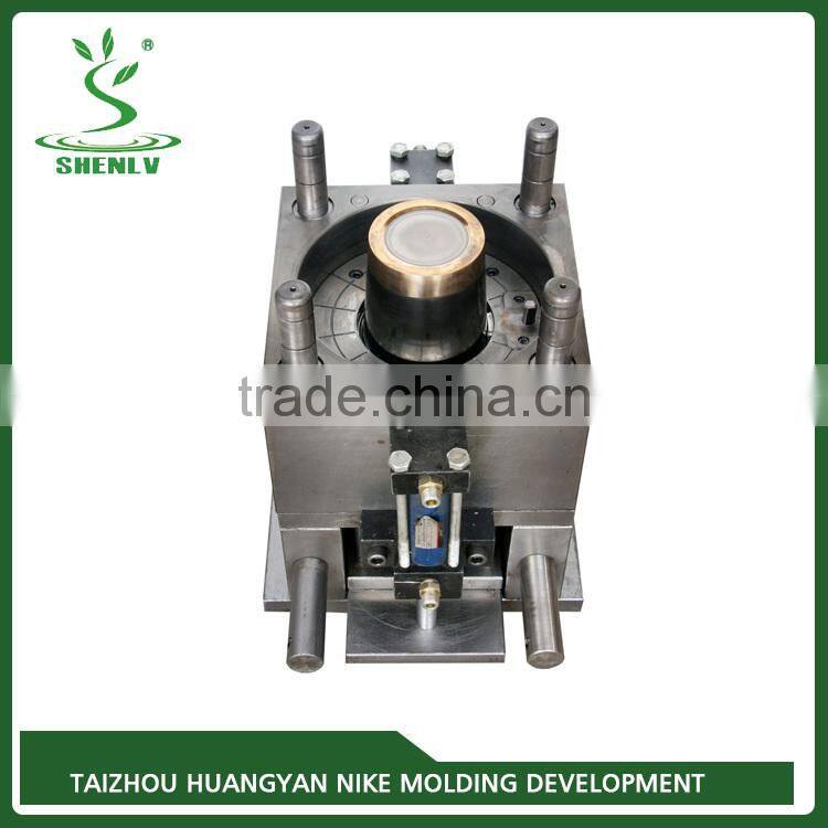 2017 China Taizhou factory price trending hot paint container injection mould