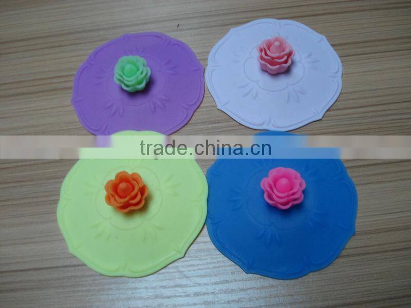 Colorful and funny cake food grade silicone cup lid