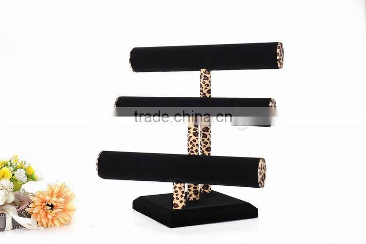 2016 classical 3 tiers wooden bracelet display stand wholesale