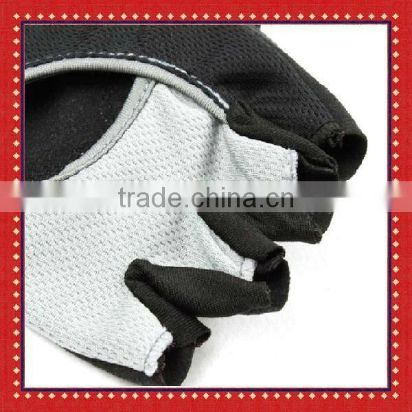 Red Fit training gym gloves