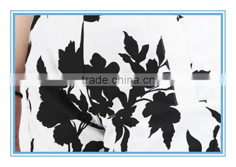 2016 New Arrival Fashion Ladies Printed Black And White Shorts