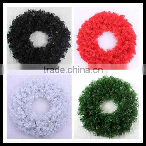 Alibaba hot sale custom christmas wreath 12 inch red berry christmas decoration wreaths wholesale