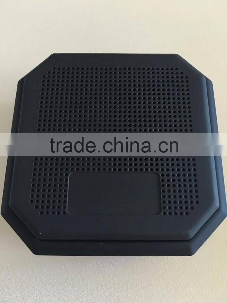 Top selling wireless lamp bluetooth speaker Shower Sport Rich Bass