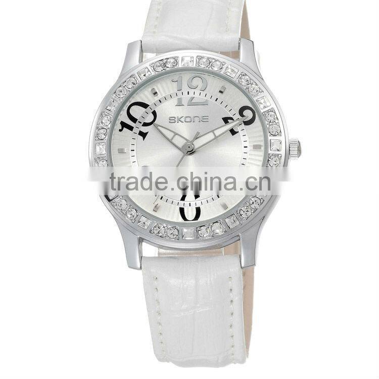 Colorful genuine leather women simple personalized watch