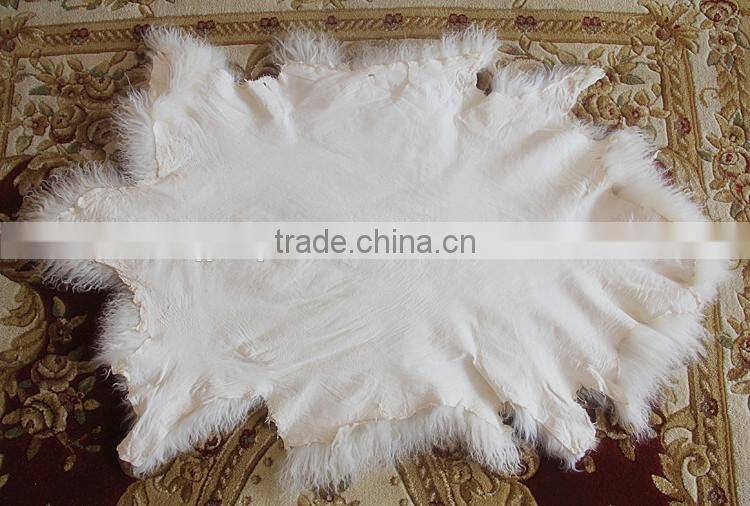 White Color Mongolian Sheep Fur Skin / Long Haired Sheep Fur Skin