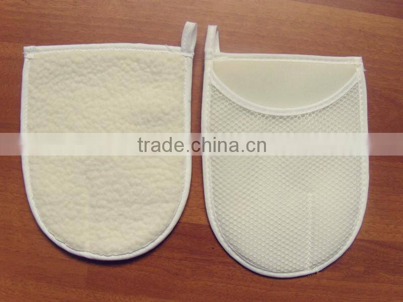 Cleaning Mitten MT02