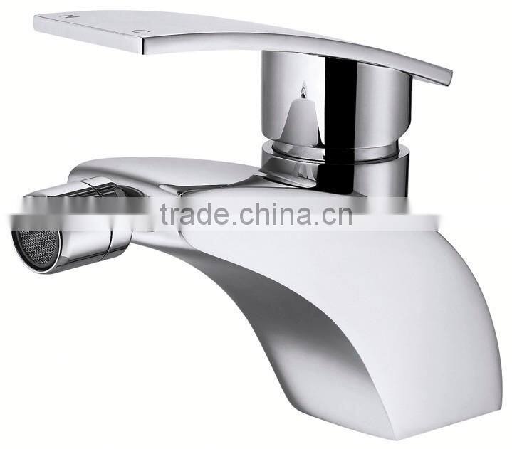 Sanitary Ware Faucets and Mixers Factory-Hot and Cold Water Women Faucet