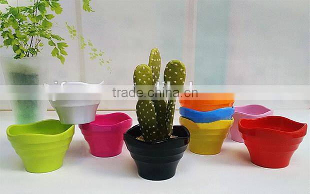 Unique shape resin bright color flower pot