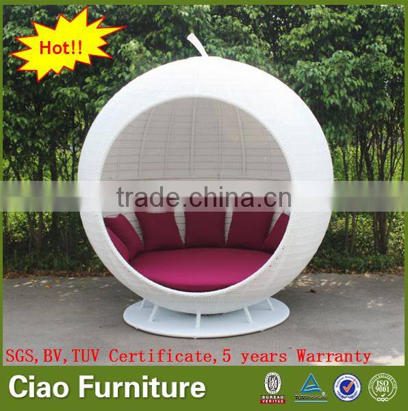 Round daybed cheap outdoor rattan day bed