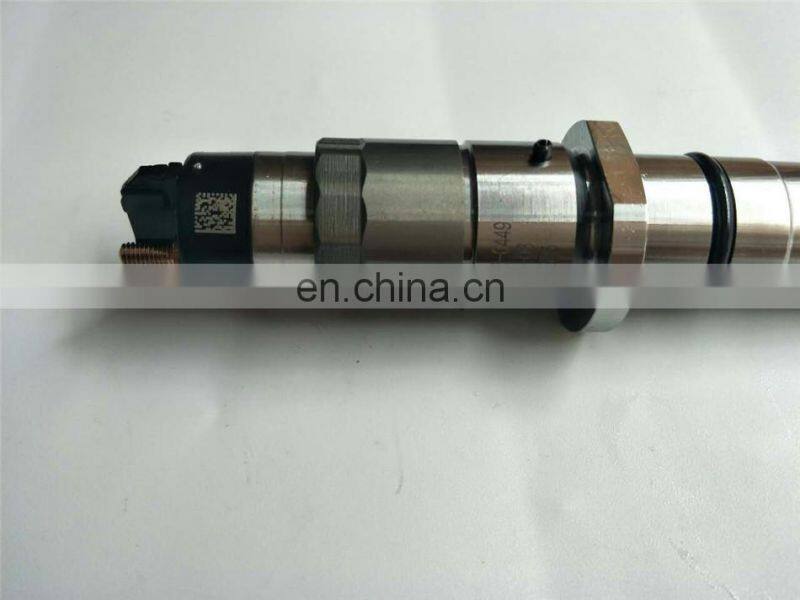Diesel injector 4993482 4945463 3965749 6745-12-3100