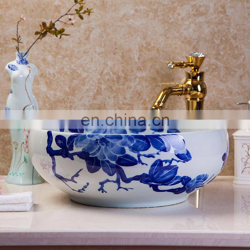 World Famous Chinese Blue And White Painted Ceramic Bathroom Sink