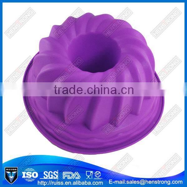 Hollow cake silicone mold for microwave and oven
