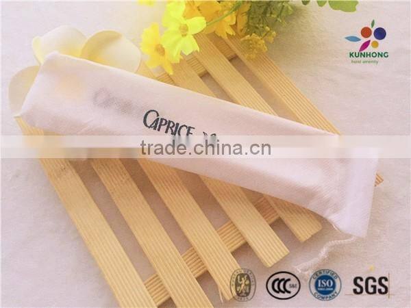 Long and slim hotel shoe horn