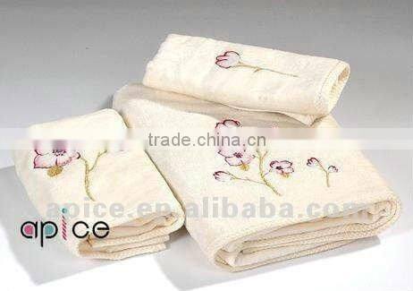 three pieces cotton hotel towel