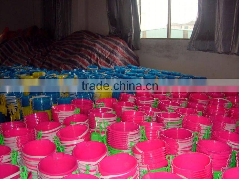 Kids Summer water Toys plastic beach sand buckets and spades