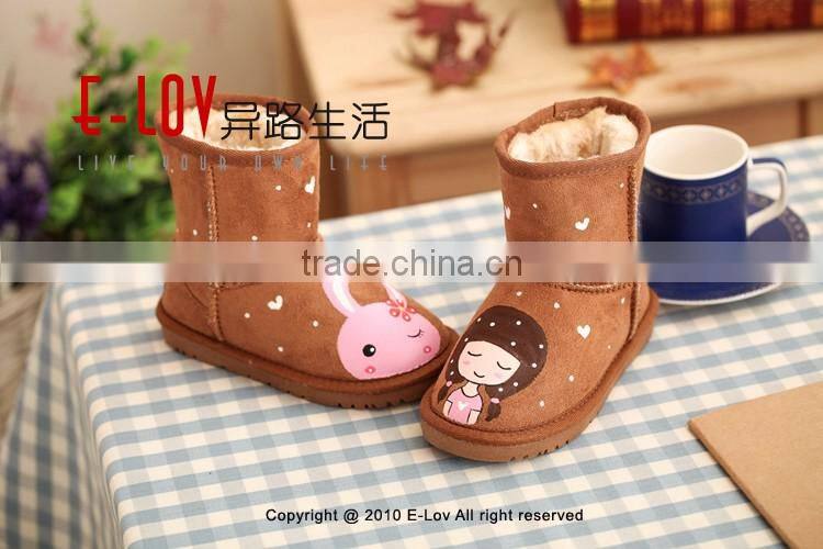 Hot sales high quality and cheap fur plush outdoor shoes