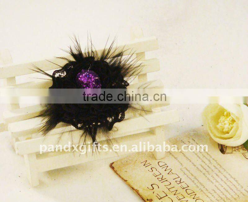 Green glittered skull adjustable ring with feather for masquade party