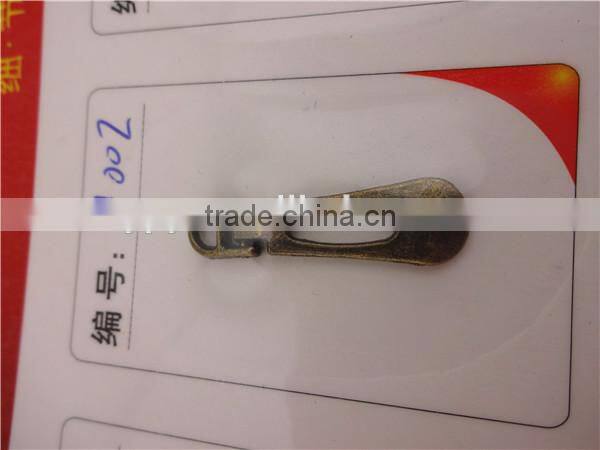 zipper puller