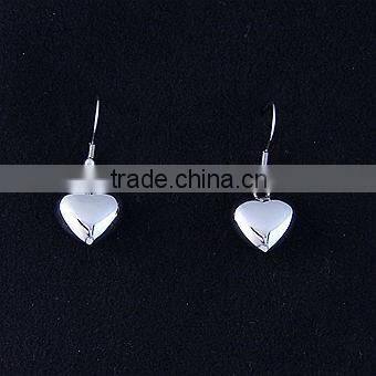 Drop earrings with heart charm for anniversary