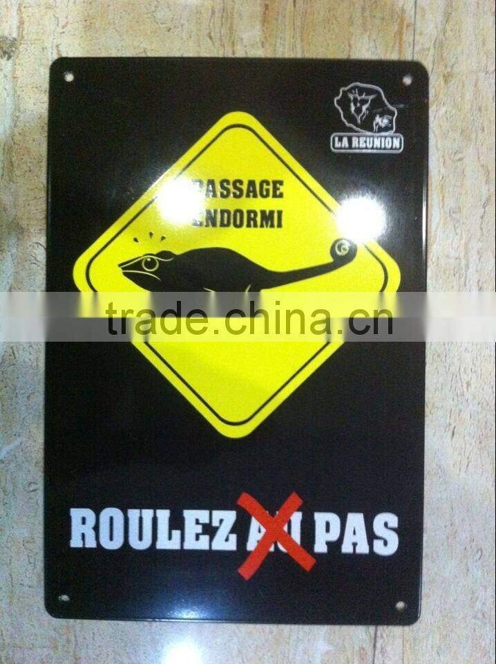 custom souvenir tourist tin signs