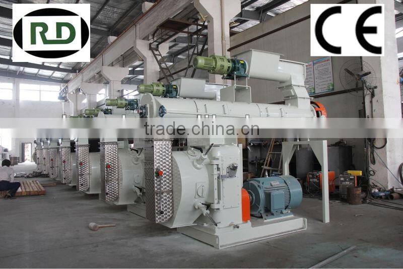 Livestock feed pellet mill