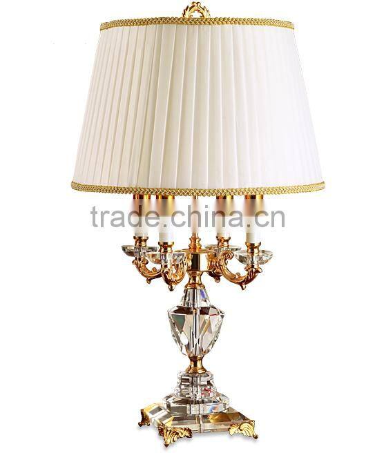 Graceful clear crystal body four candles table lamp with lampshade