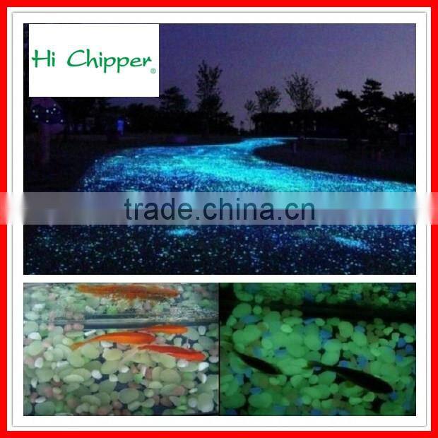 Glow in the dark glass aggregate for aquarium decoration