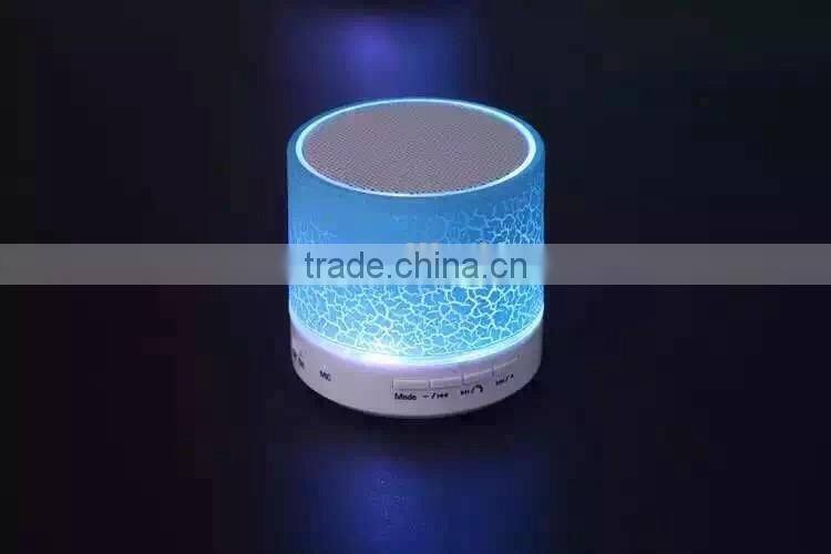 2016 New Cheap Bluetooth Speaker With LED Light Speaker With MIC Handsfree Functions