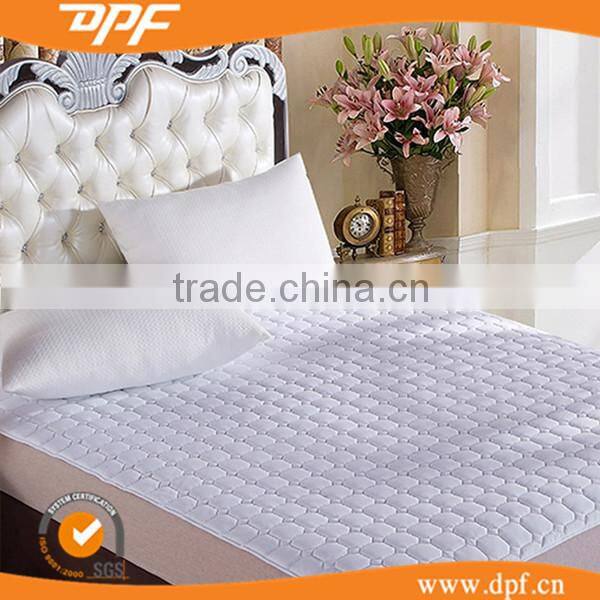 Promotion price waterproof washable hospital hotel mattress protector