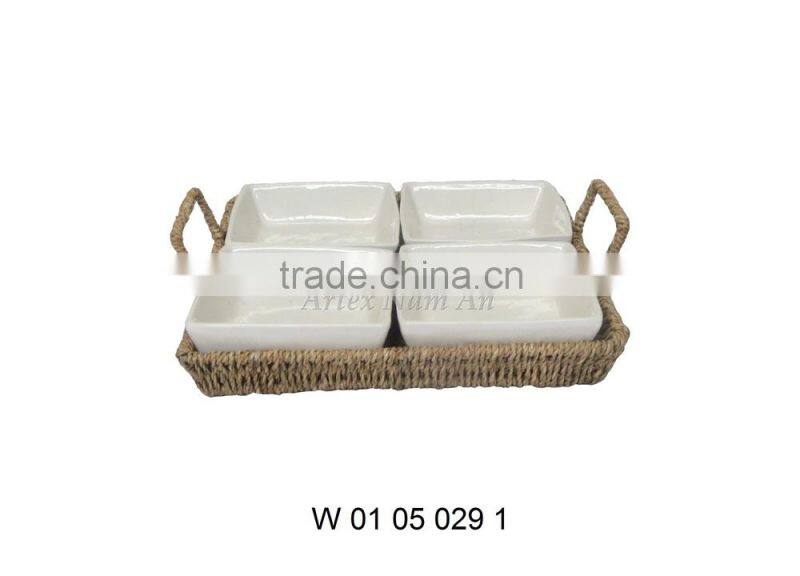 Round Seagrass Tray for Serving Tea