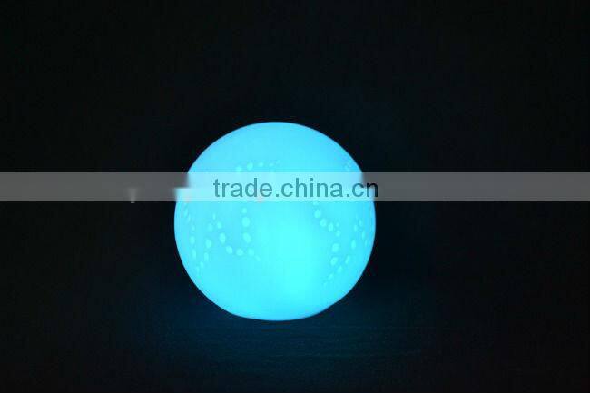 LED color changing ball light Creative Flashing light colorful plastic lamp for holiday