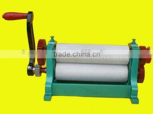 Cinobee beeswax foundation Coining Roller