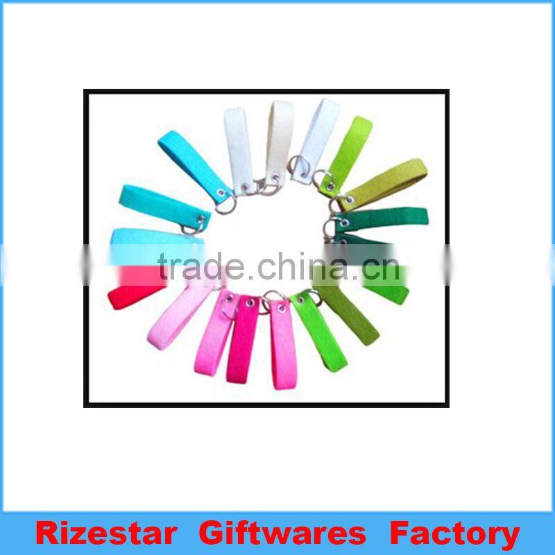 Animal shape felt key chain