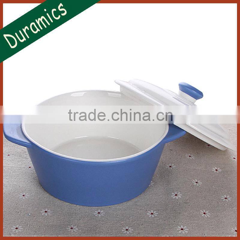 Colored glaze stoneware square casserole with lid and handle