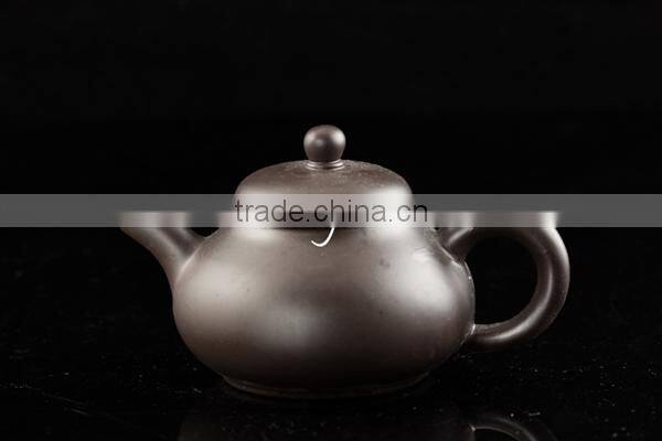 Zi Ni Shou La Hu Tea Pot