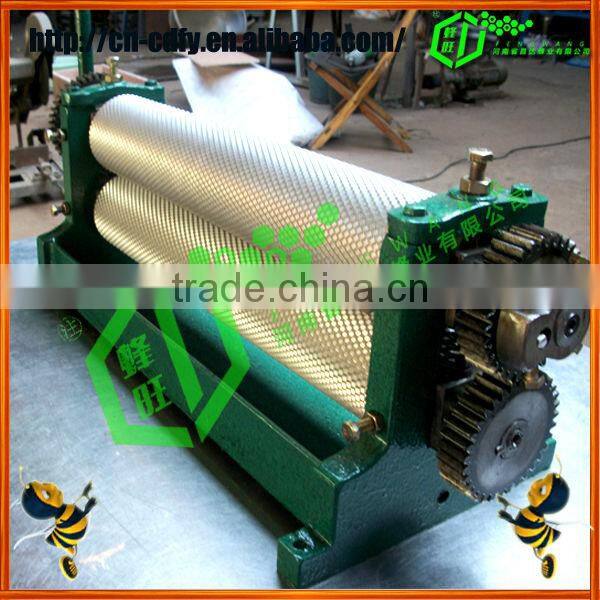 310mm comb foundation roller manual smooth foundation roller machine