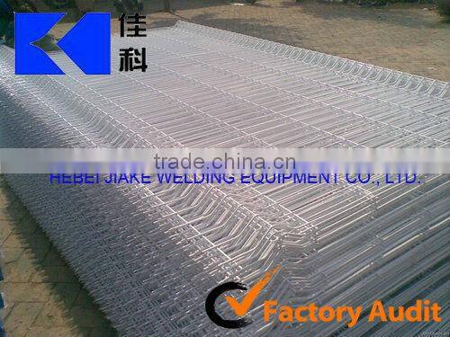 China Wire mesh fence welding equipment