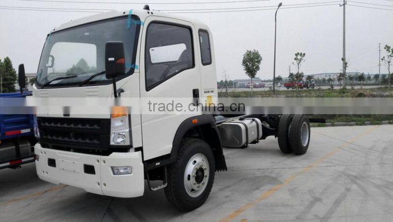 SINO New Design HOWO 4x2 8 Ton Right hand Wrecker Tow Trucks For Sale