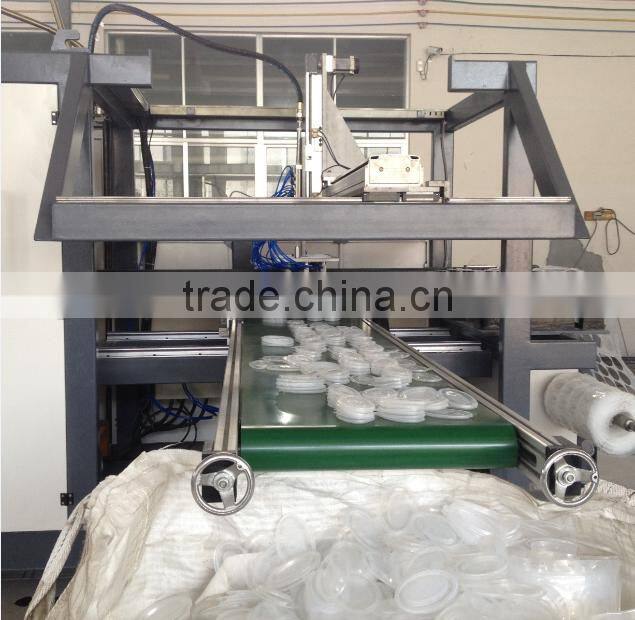 Super handy Fully-automatic thermoforming machine to make PP, PET products