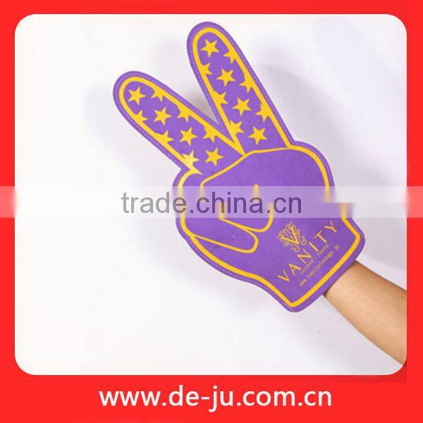 EVA Competitor Foam Chicken Shape Hand Sponge
