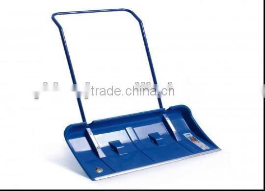 Heavy duty snow pusher