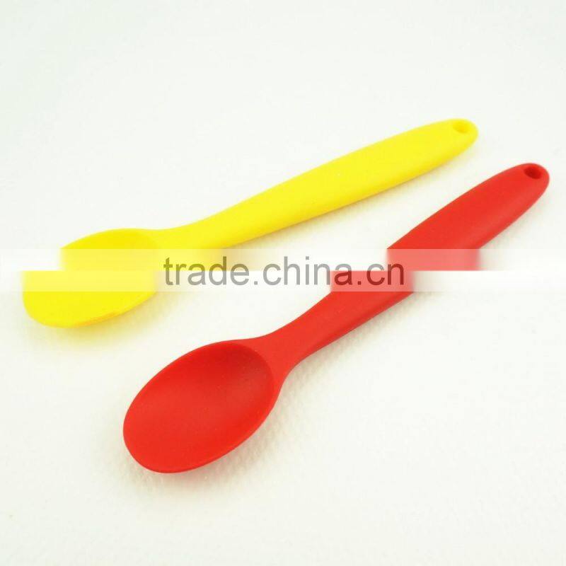 16053 baby silicone feeding spoon