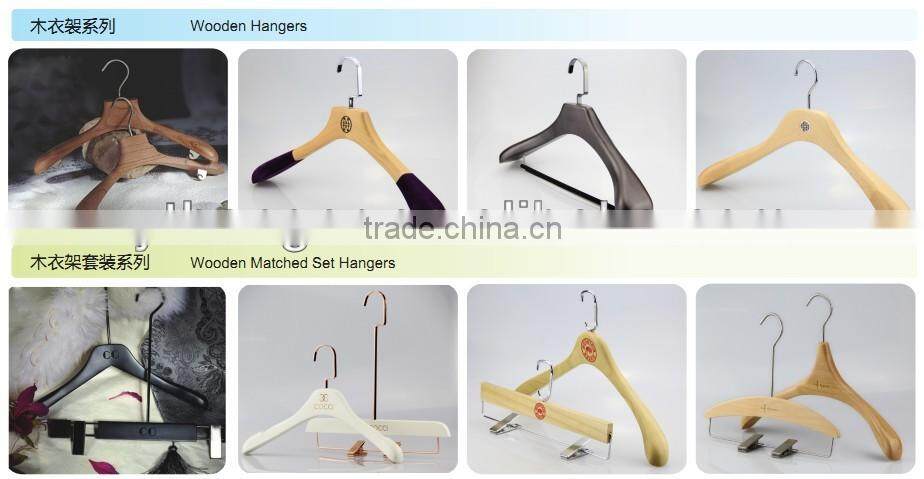 F84 velvet coated clothes hanger