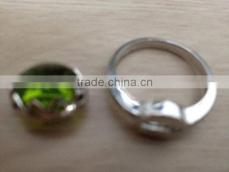 Contemporary 925 silver fashion ring with cz stone